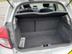 Gebruikt 2009 Renault Clio II Dynamique Sedan | € 2.000 (Goede deal)