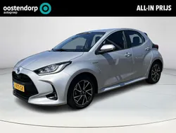 Grijs Gebruikt 2021 Toyota Yaris Hybrid Hatchback | € 20.850 (Eerlijke prijs)