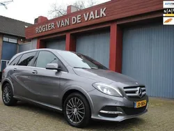 Grijs Gebruikt 2016 Mercedes B250e Ambition MPV | € 13.950 (Eerlijke prijs)
