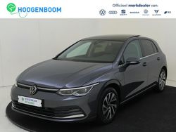 Grijs Gebruikt 2024 VW Golf VIII Hatchback | € 30.950 (Eerlijke prijs)