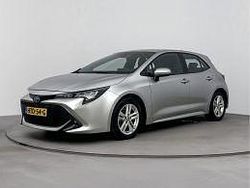 Grijs, metallic lak Gebruikt 2022 Toyota Corolla Hybrid Active Hatchback | € 20.900 (Goede deal)