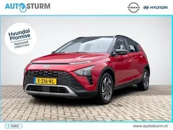 Rooddragon red + zwart dak Gebruikt 2024 Hyundai Bayon Comfort SUV | € 21.790 (Iets duurder)