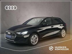 Zwart Nieuw 2025 Audi A3 Sportback e-tron Proline Sedan | € 45.305 (Iets duurder)