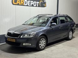 Grijs Gebruikt 2010 Skoda Octavia Ambition Stationwagen | € 2.998 (Eerlijke prijs)