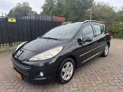 Zwart, metallic lak Gebruikt 2010 Peugeot 207 Style Stationwagen | € 2.950 (Goede deal)