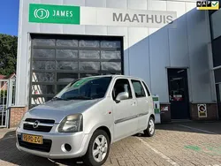 Grijs Gebruikt 2004 Opel Agila Hatchback | € 1.499 (Eerlijke prijs)