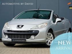 Grijs Gebruikt 2009 Peugeot 207 CC Cabriolet | € 3.690 (Eerlijke prijs)