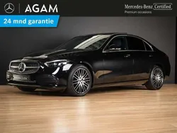 Zwart, metallic lak Gebruikt 2024 Mercedes C180 Luxury Sedan | € 48.950 (Eerlijke prijs)