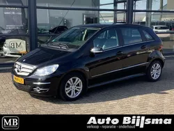 Zwart Gebruikt 2011 Mercedes B180 Business MPV | € 9.995 (Iets duurder)