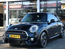 Zwart Gebruikt 2017 Mini John Cooper Works Hatchback | € 18.800 (Goede deal)