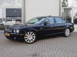 Zwart, metallic lak Gebruikt 2008 Jaguar XJ Executive Sedan | € 19.950 (Eerlijke prijs)