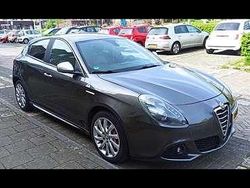 Groen Gebruikt 2011 Alfa Romeo Giulietta Distinctive Hatchback | € 4.750