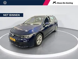 Blauw Gebruikt 2023 VW Golf VIII Life Stationwagen | € 26.940 (Eerlijke prijs)