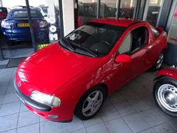 Rood Gebruikt 1995 Opel Tigra Coupé | € 3.995