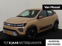 Bruin Gebruikt 2024 Dacia Spring Extreme Hatchback | € 15.240 (Eerlijke prijs)