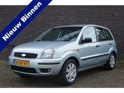 Groen Gebruikt 2004 Ford Fusion Ghia MPV | € 945 (Super prijs)