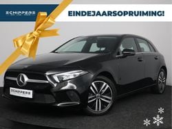 Zwart Gebruikt 2022 Mercedes A250 Style Hatchback | € 26.900 (Super prijs)