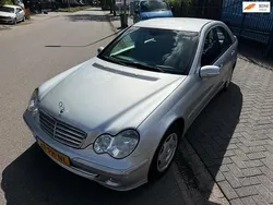 Grijs Gebruikt 2004 Mercedes C180 Elegance Sedan | € 2.995 (Goede deal)