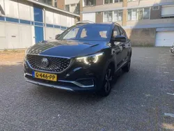 Zwart Gebruikt 2019 MG ZS Luxury Sedan | € 11.950