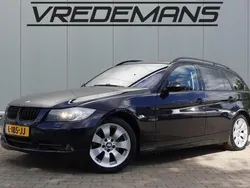 Blauw, metallic lak Gebruikt 2006 BMW 325 Stationwagen | € 2.450 (Goede deal)