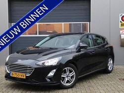 Zwart (metallic) Gebruikt 2021 Ford Focus Business Edition Hatchback | € 13.995 (Super prijs)