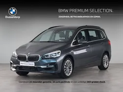 Grijs Gebruikt 2022 BMW 216 Executive Stationwagen | € 21.750 (Eerlijke prijs)