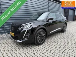 Zwart Gebruikt 2021 Peugeot e-2008 GTi SUV | € 15.895 (Goede deal)