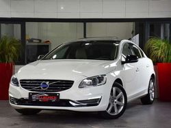 Wit, metallic lak Gebruikt 2016 Volvo S60 R-Design Sedan | € 24.450