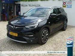 Zwart, metallic lak Gebruikt 2021 Opel Grandland X Business Elegance SUV | € 17.980 (Eerlijke prijs)