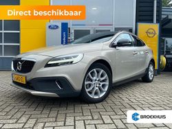 Bruin Gebruikt 2020 Volvo V40 CC Stationwagen | € 19.900 (Eerlijke prijs)