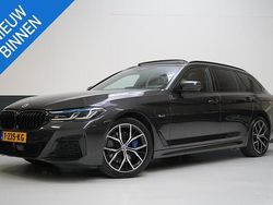 Grijs Gebruikt 2023 BMW 530e Comfort Edition Stationwagen | € 32.895 (Goede deal)
