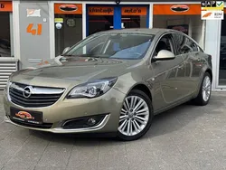 Groen Gebruikt 2016 Opel Insignia Innovation Hatchback | € 12.950 (Eerlijke prijs)