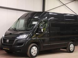 Zwart Gebruikt 2023 Fiat E-Ducato Van | € 39.900