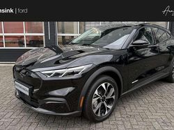Zwart Nieuw 2025 Ford Mustang Mach-E SUV | € 46.970 (Eerlijke prijs)