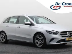 Grijs Gebruikt 2021 Mercedes B180 Edition MPV | € 26.950 (Iets duurder)