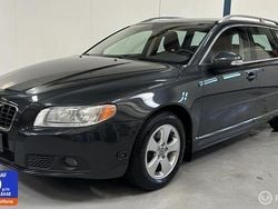 Grijs Gebruikt 2008 Volvo V70 Summum Stationwagen | € 17.945
