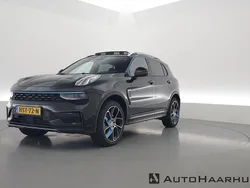 Zwart Gebruikt 2023 Lynk & Co 01 SUV | € 29.350 (Eerlijke prijs)