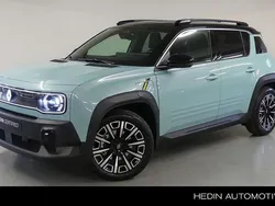Zwart Nieuw 2025 Renault 4 E-Tech Iconic SUV | € 38.250 (Eerlijke prijs)