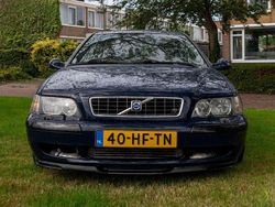 Blauw Gebruikt 2001 Volvo V40 Stationwagen | € 3.000