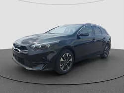 Zwart metallic Nieuw 2025 Kia Ceed Sportswagon Stationwagen | € 37.790 (Iets duurder)