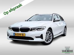 Wit Gebruikt 2021 BMW 320 Stationwagen | € 29.400 (Goede deal)