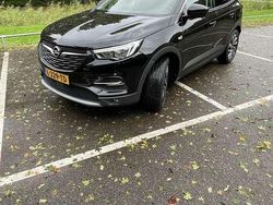Zwart Gebruikt 2018 Opel Grandland X Innovation SUV | € 13.000 (Goede deal)
