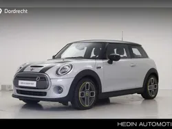 Wit, metallic lak Gebruikt 2021 Mini Cooper S Comfort Hatchback | € 23.000 (Duur)