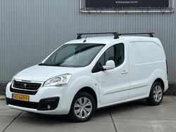 Wit Gebruikt 2016 Peugeot Partner MPV | € 9.250 (Goede deal)