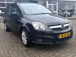 Zwart Gebruikt 2007 Opel Zafira MPV | € 3.499 (Iets duurder)