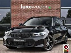 Zwart, metallic lak Gebruikt 2024 BMW 330 M Sport Stationwagen | € 52.900 (Iets duurder)