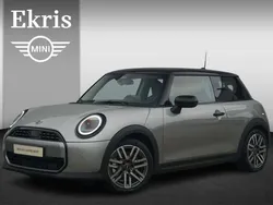 Grijs Gebruikt 2024 Mini Cooper Classic Hatchback | € 38.950