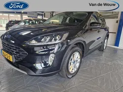 Zwart Gebruikt 2023 Ford Kuga Titanium SUV | € 29.950 (Goede deal)