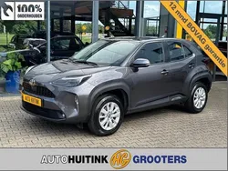 Grijs, metallic lak Gebruikt 2021 Toyota Yaris Cross Comfort SUV | € 23.940 (Eerlijke prijs)