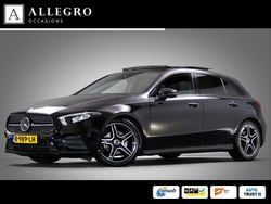Zwart Gebruikt 2022 Mercedes A180 AMG line Hatchback | € 31.945 (Iets duurder)